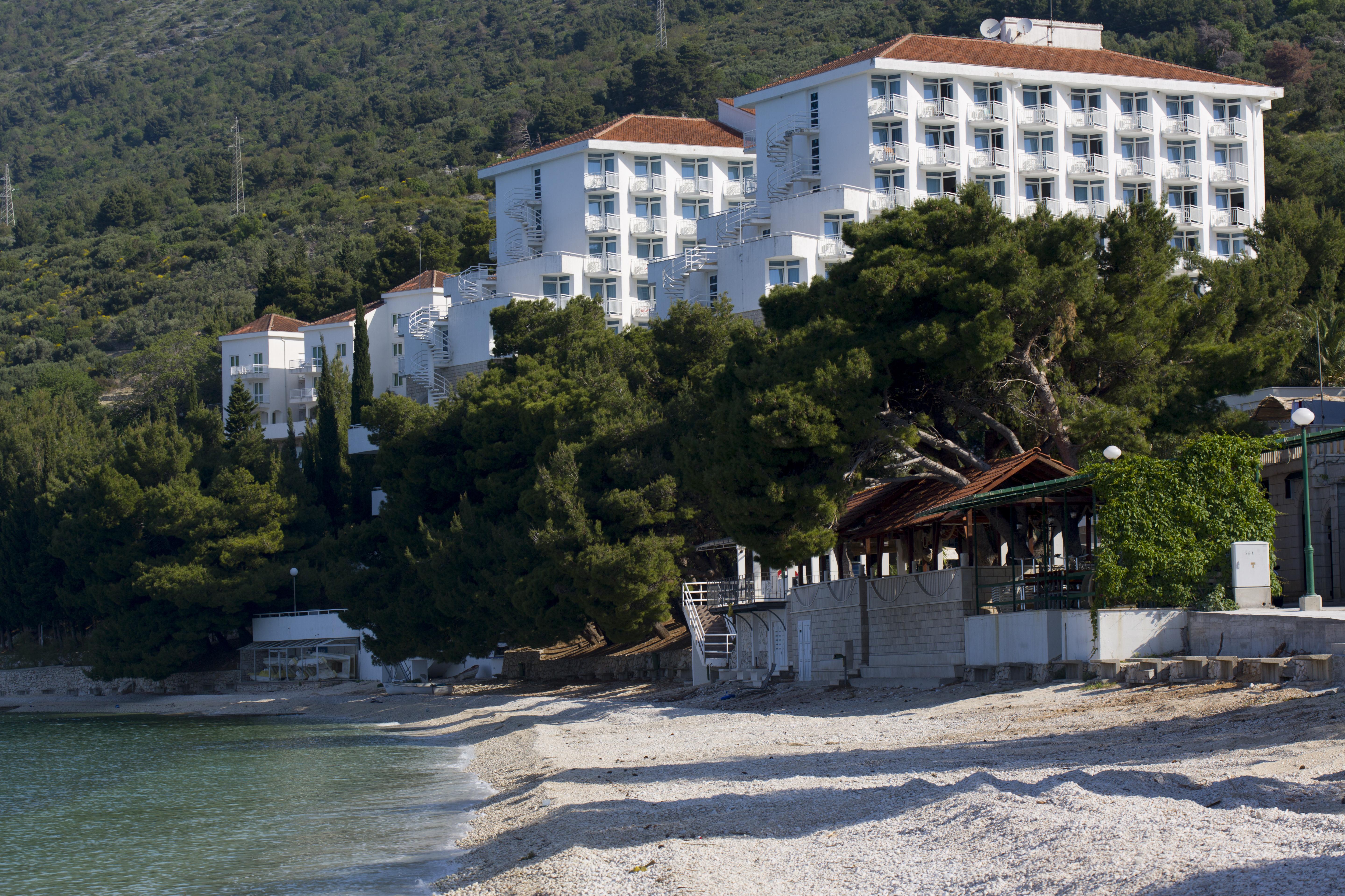 Hotel Labineca กราดัซ ภายนอก รูปภาพ