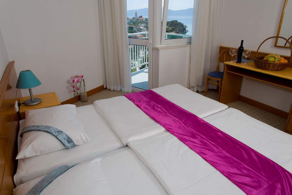 Hotel Labineca กราดัซ ภายนอก รูปภาพ